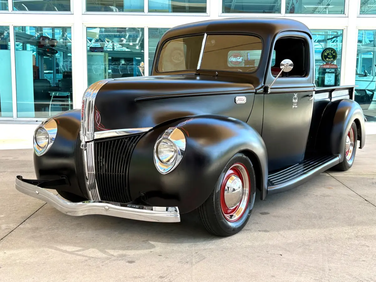 Vehicle photo 1