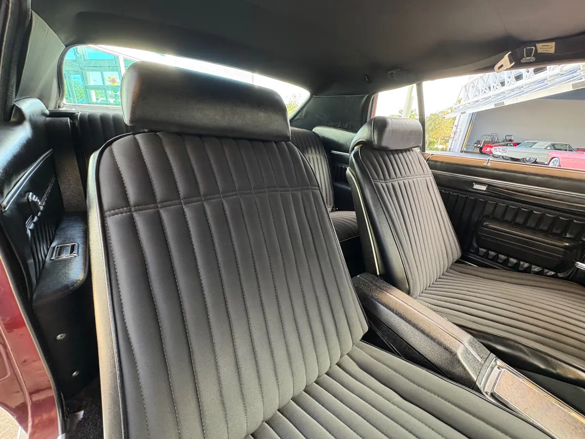 Vehicle photo 63