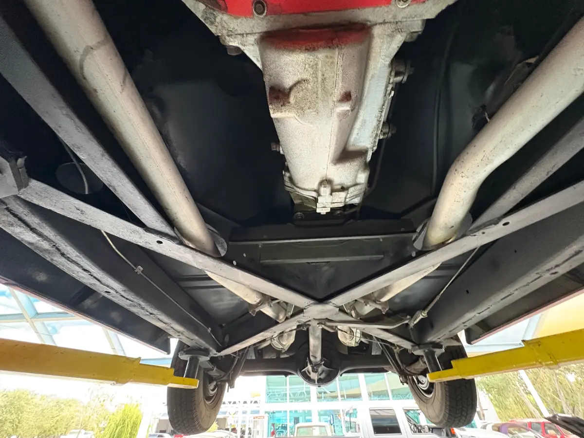 Vehicle photo 59