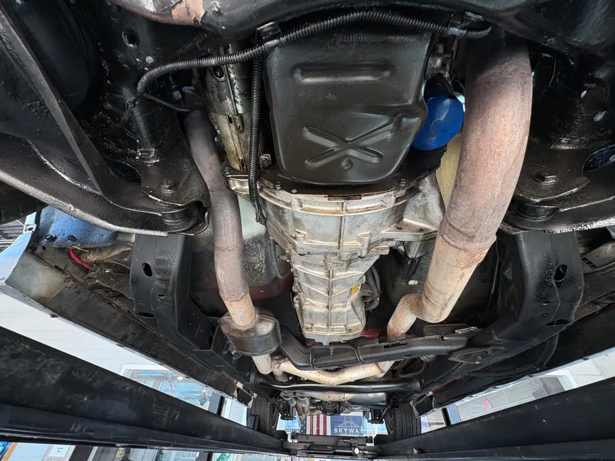 Vehicle photo 51