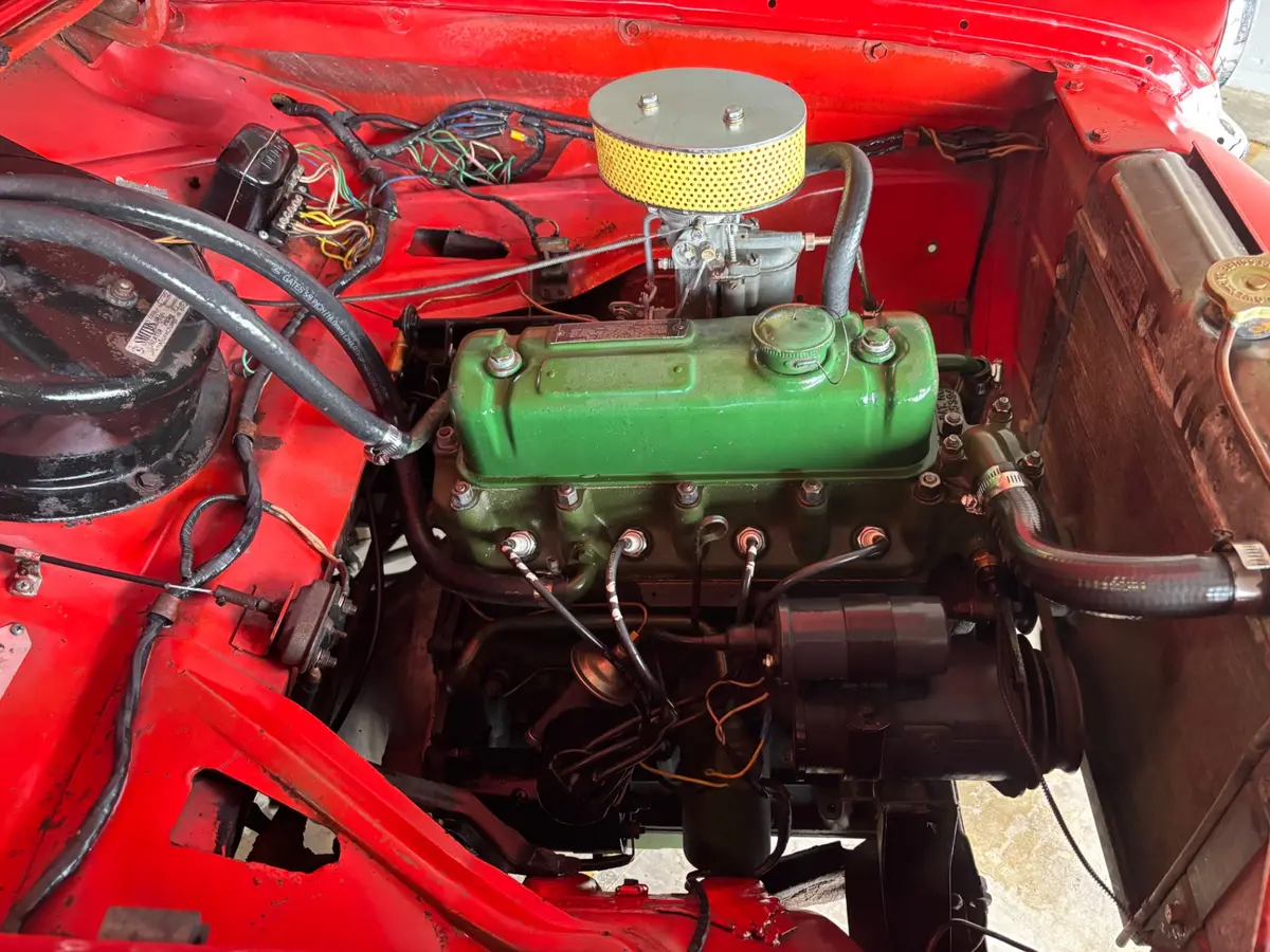Vehicle photo 17