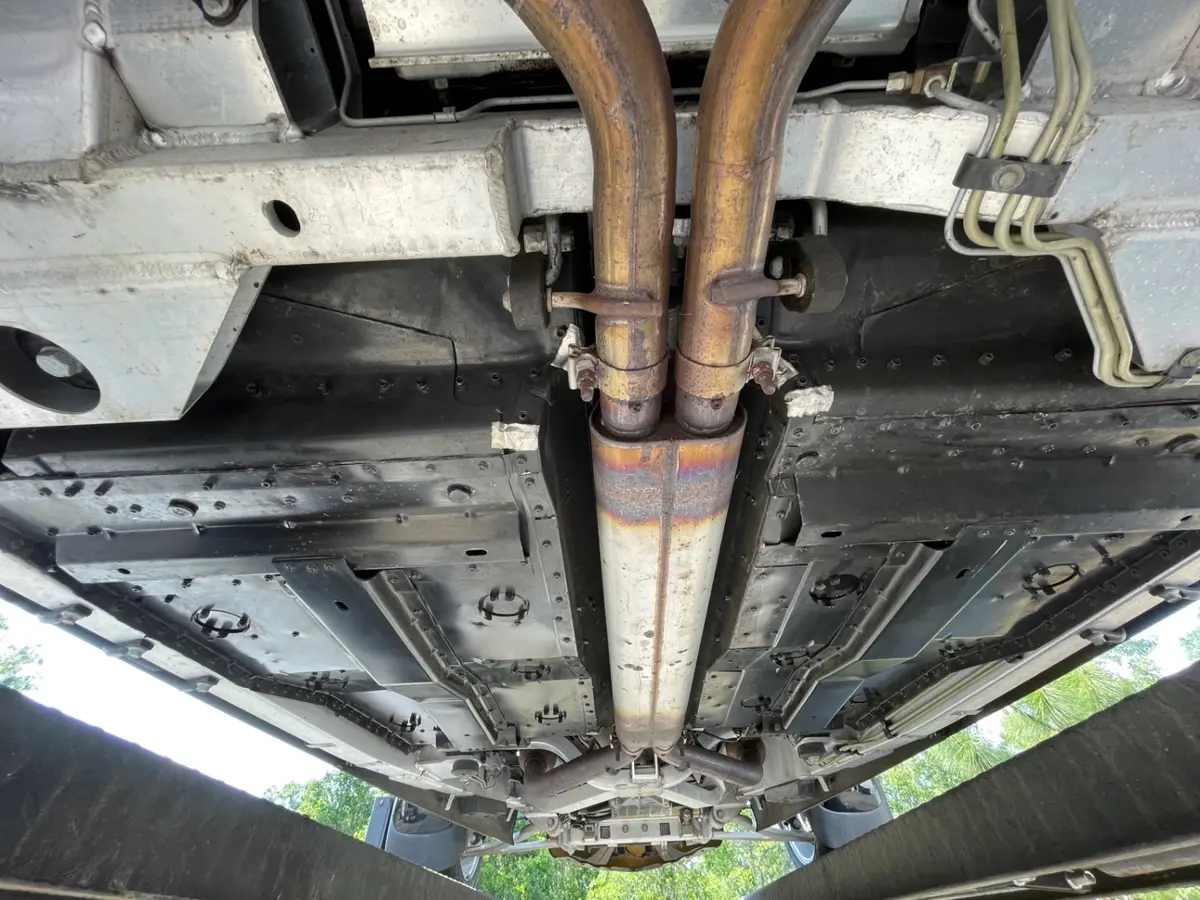 Vehicle photo 60