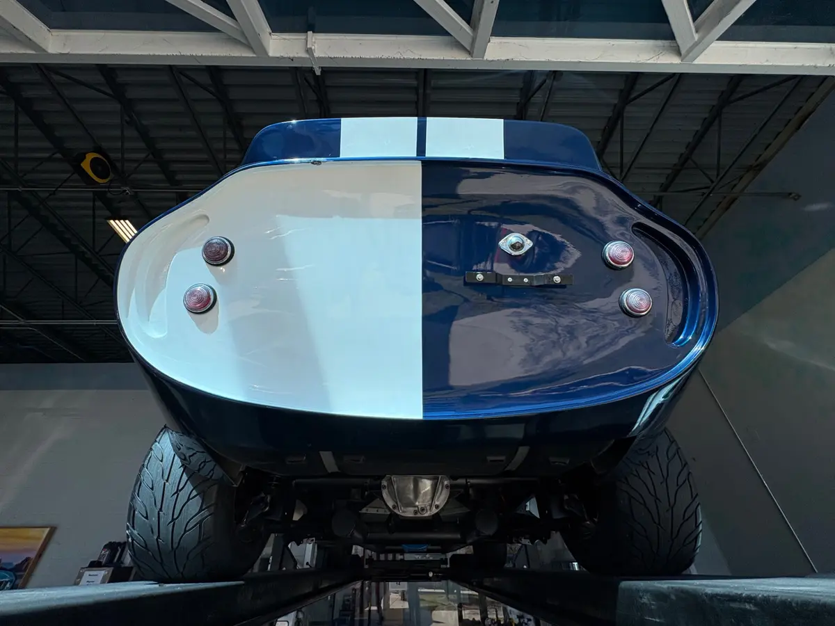 Vehicle photo 44