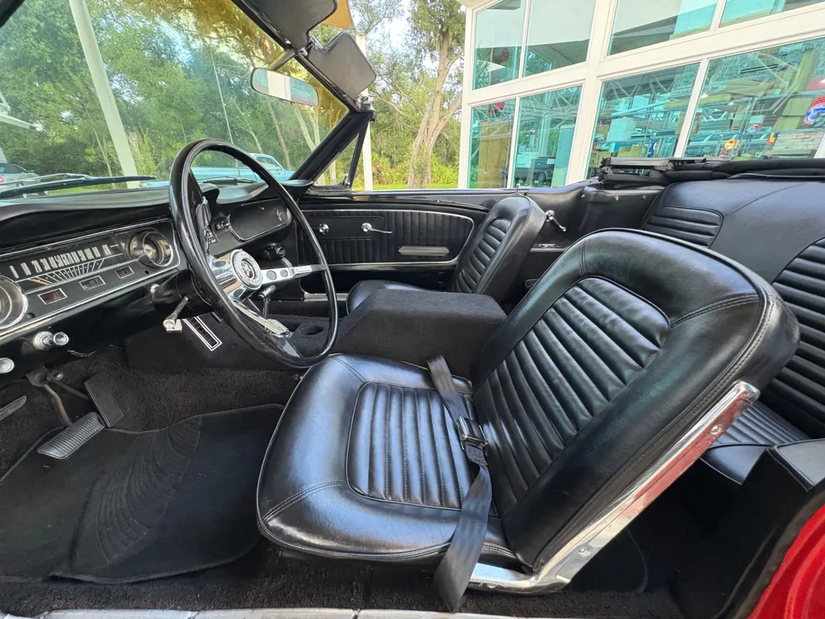 Vehicle photo 39