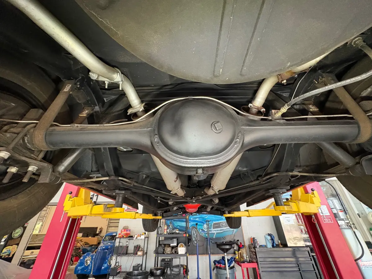 Vehicle photo 48