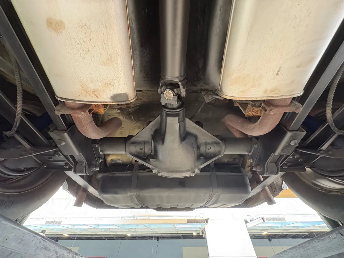 Vehicle photo 61
