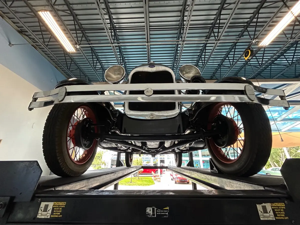 Vehicle photo 47
