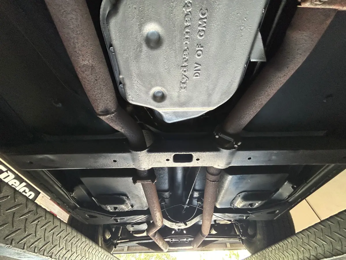 Vehicle photo 39
