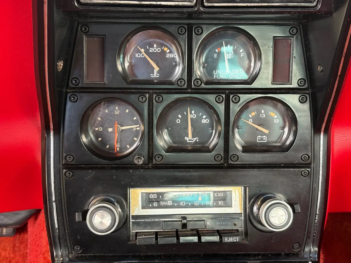 Vehicle photo 40