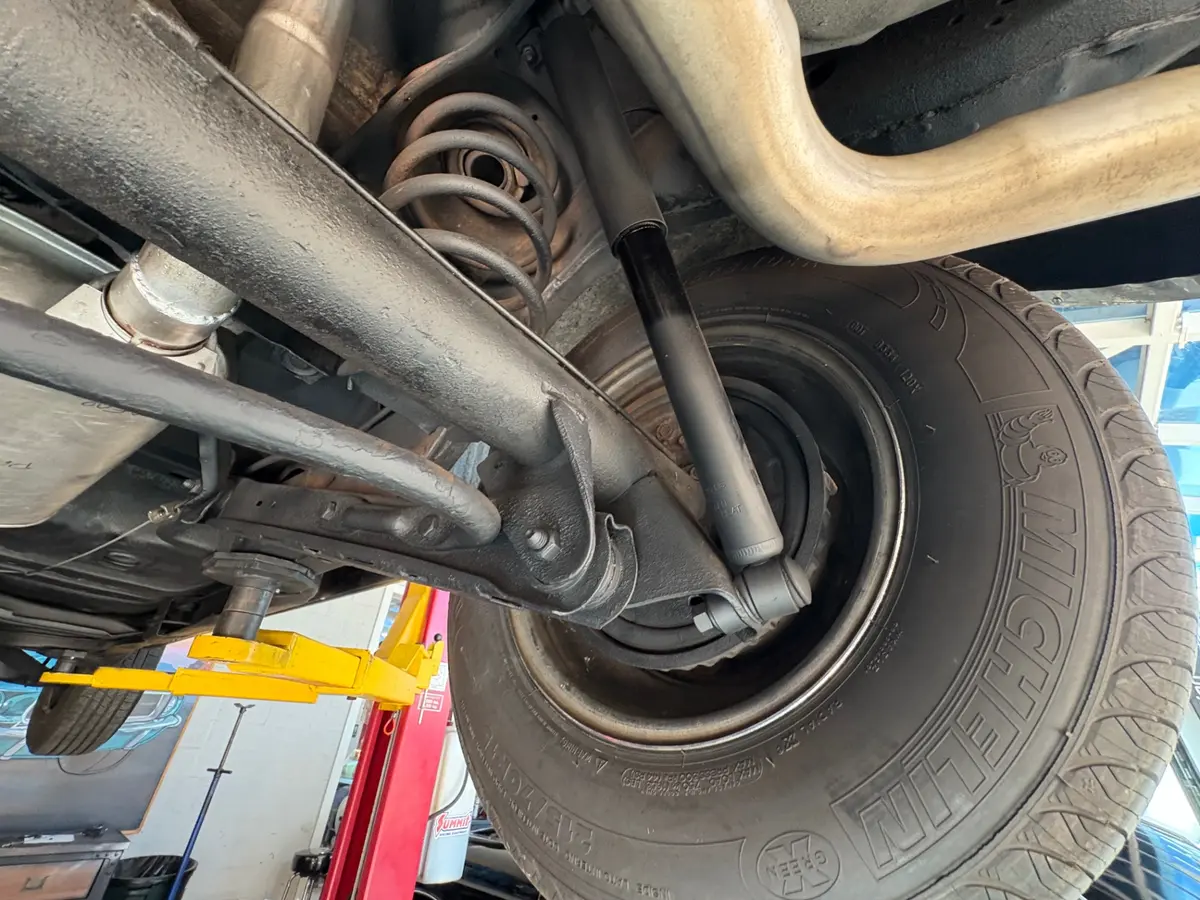 Vehicle photo 53