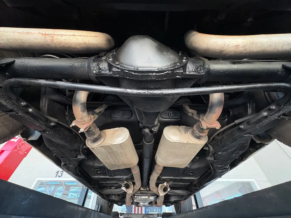 Vehicle photo 47