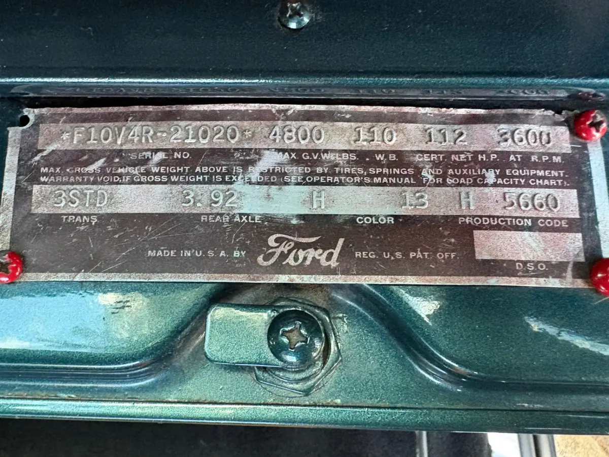 Vehicle photo 23