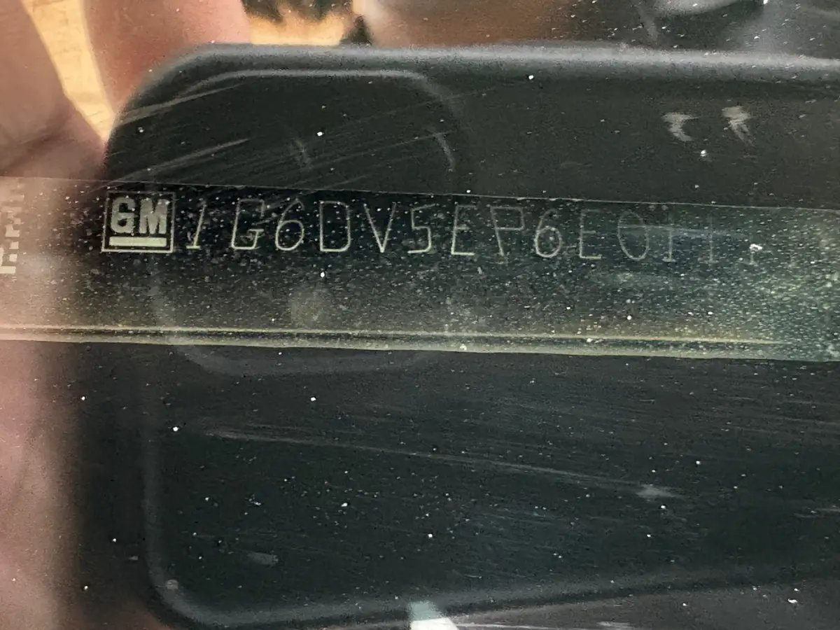 Vehicle photo 23