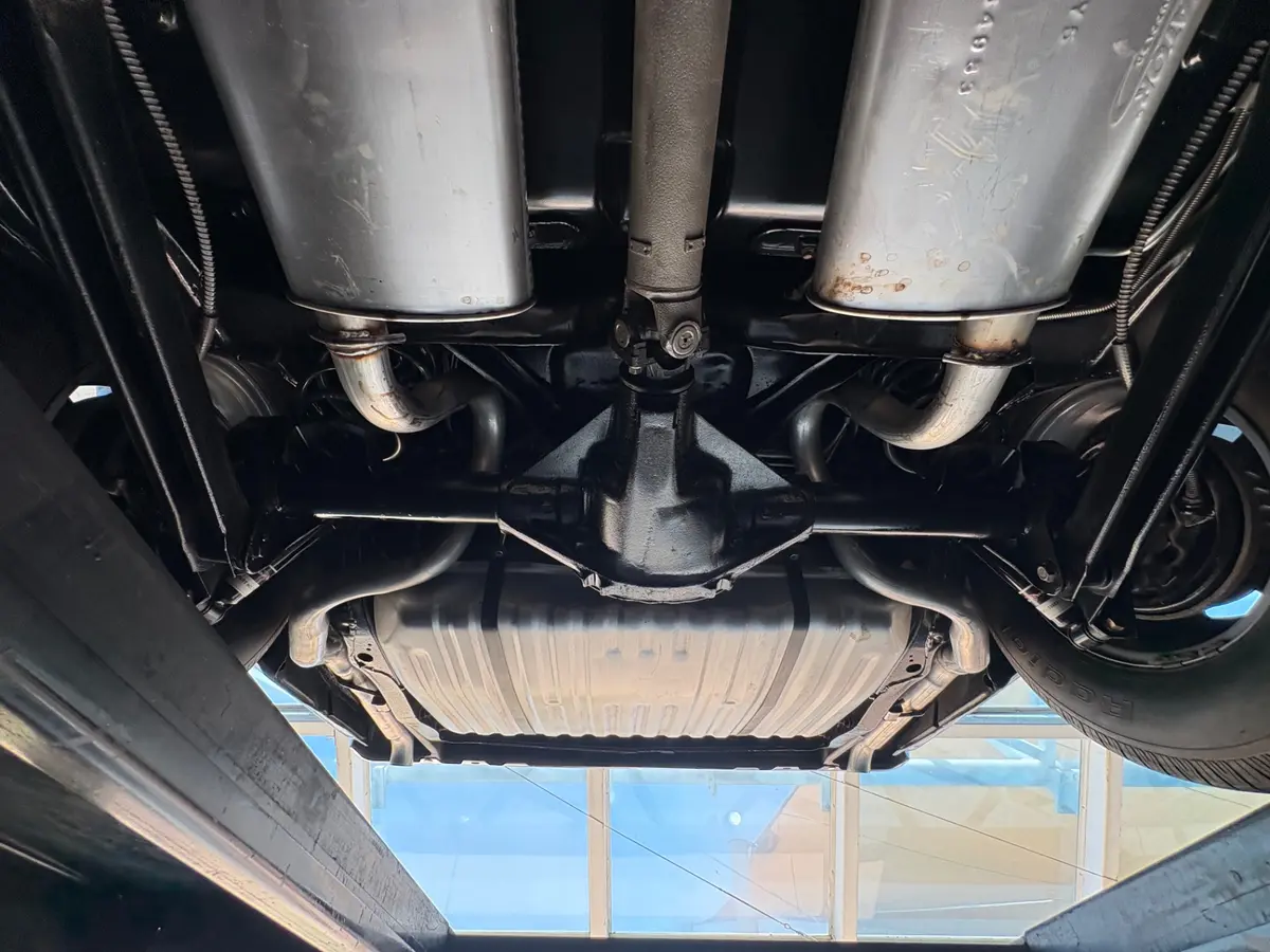 Vehicle photo 69