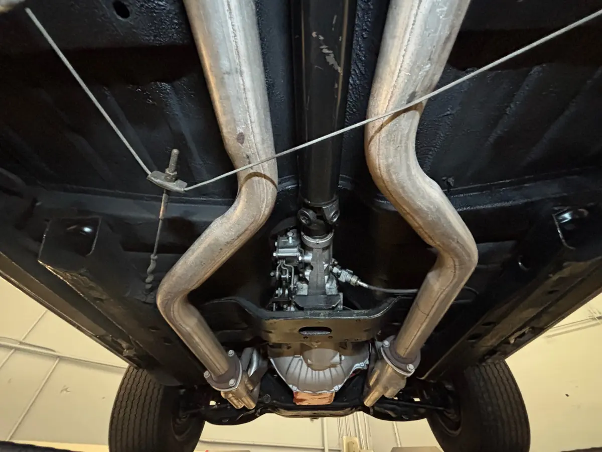 Vehicle photo 40