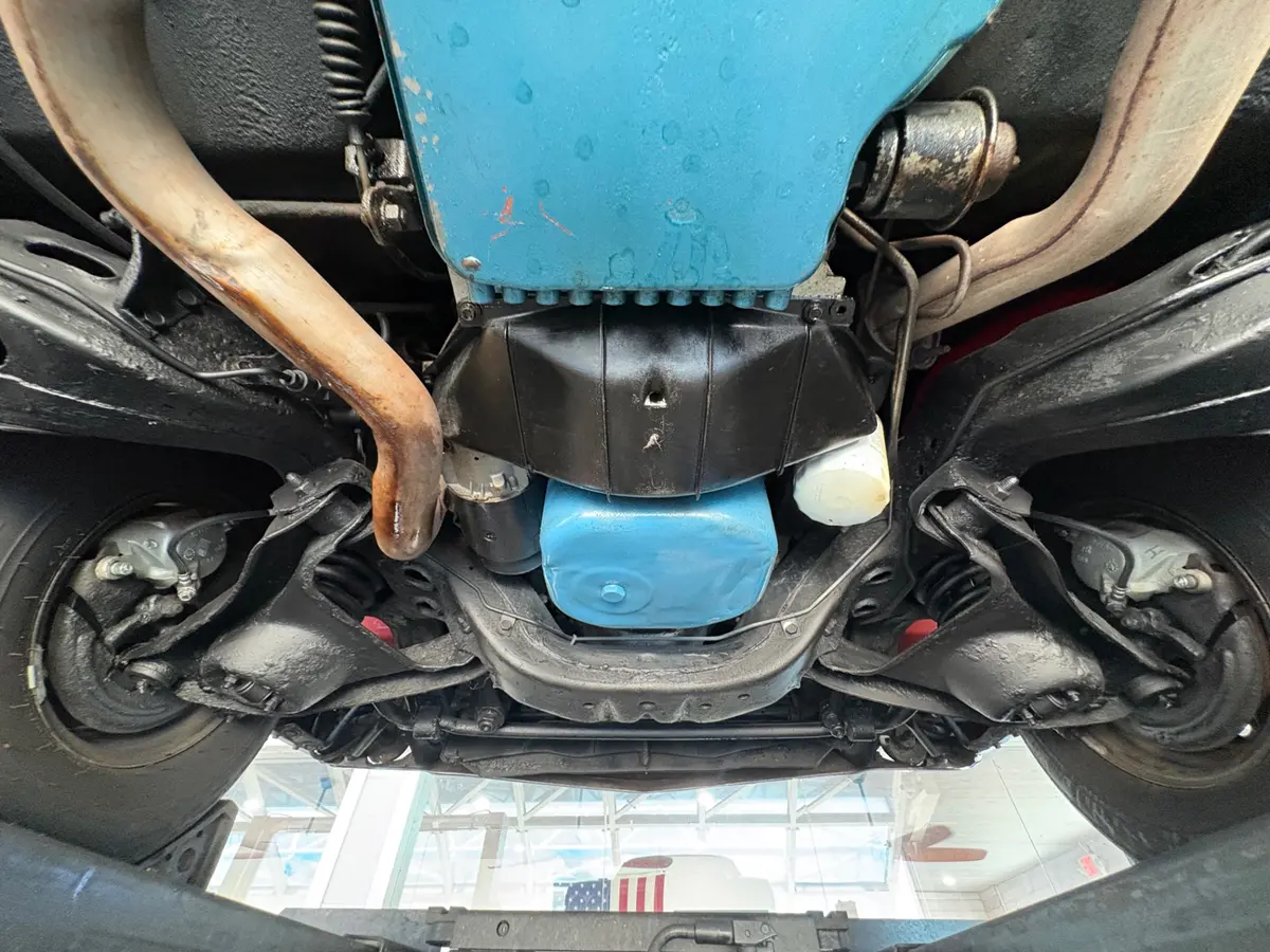 Vehicle photo 58