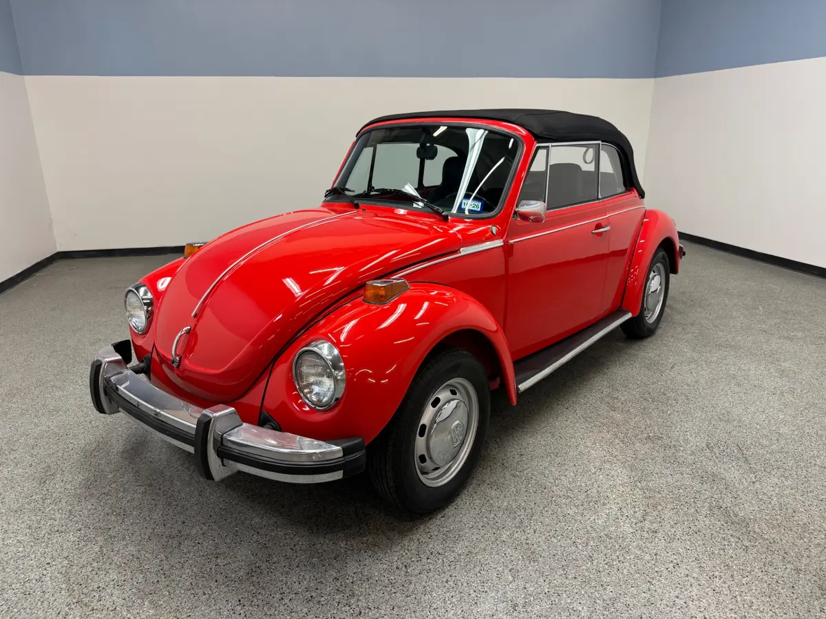 Vehicle photo 5