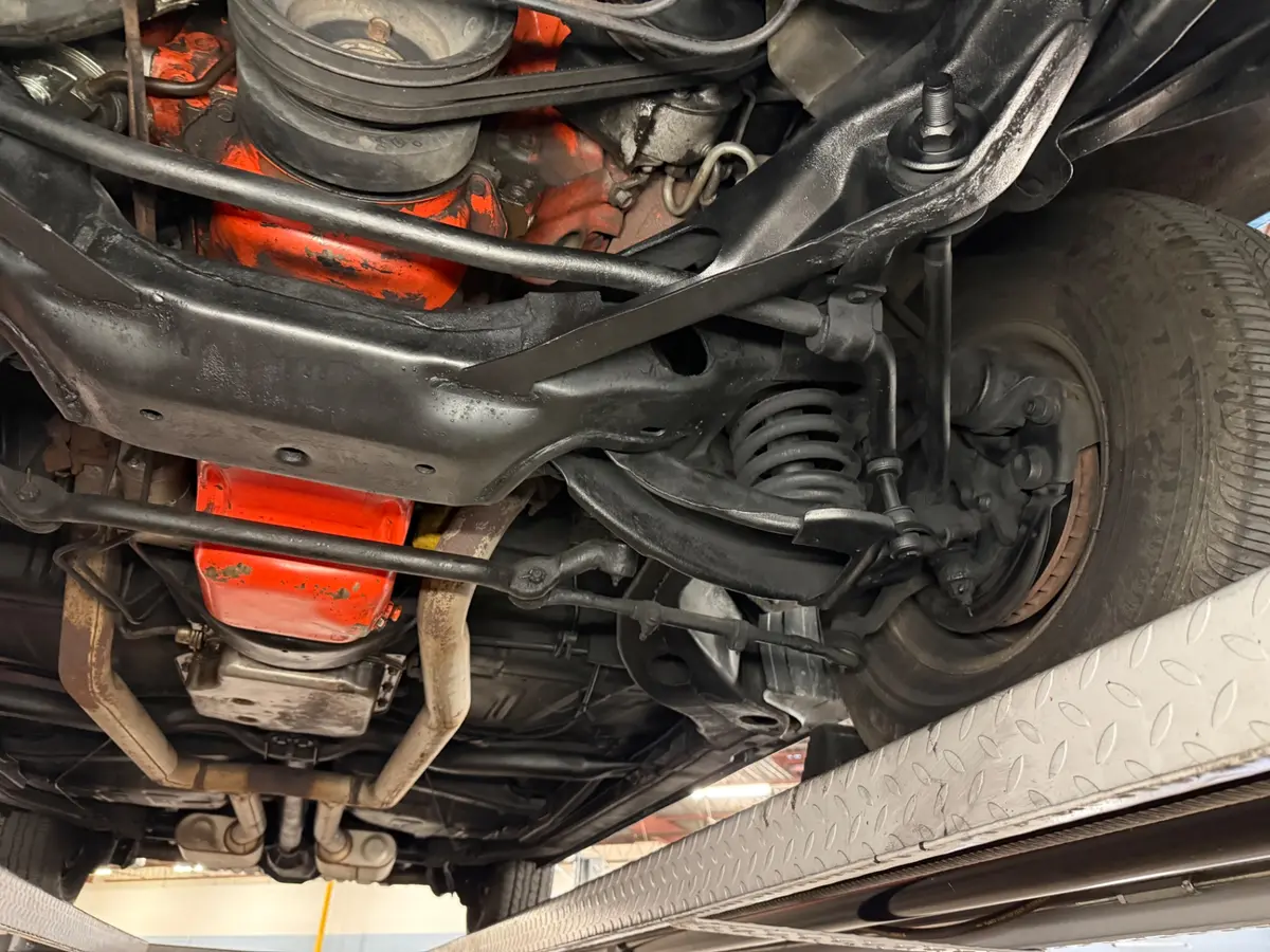 Vehicle photo 38