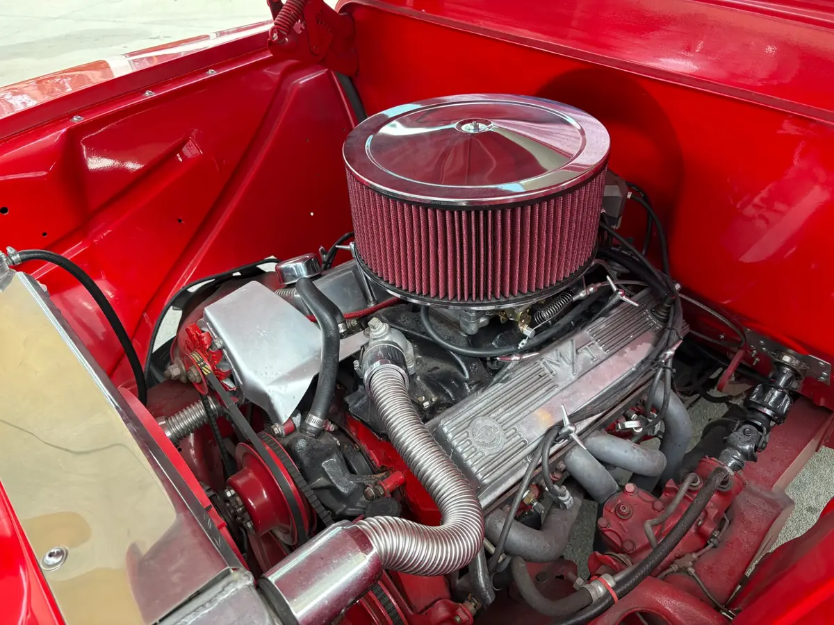 Vehicle photo 27