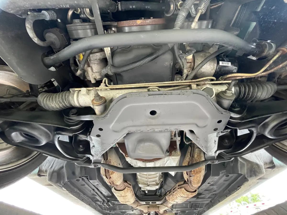 Vehicle photo 52