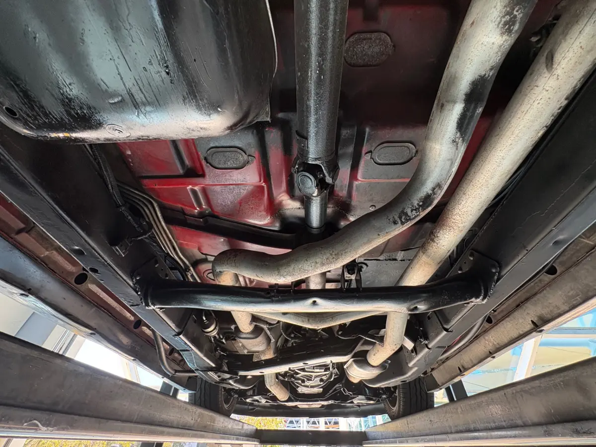 Vehicle photo 45