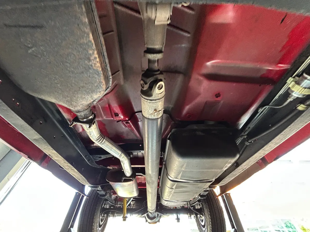 Vehicle photo 50