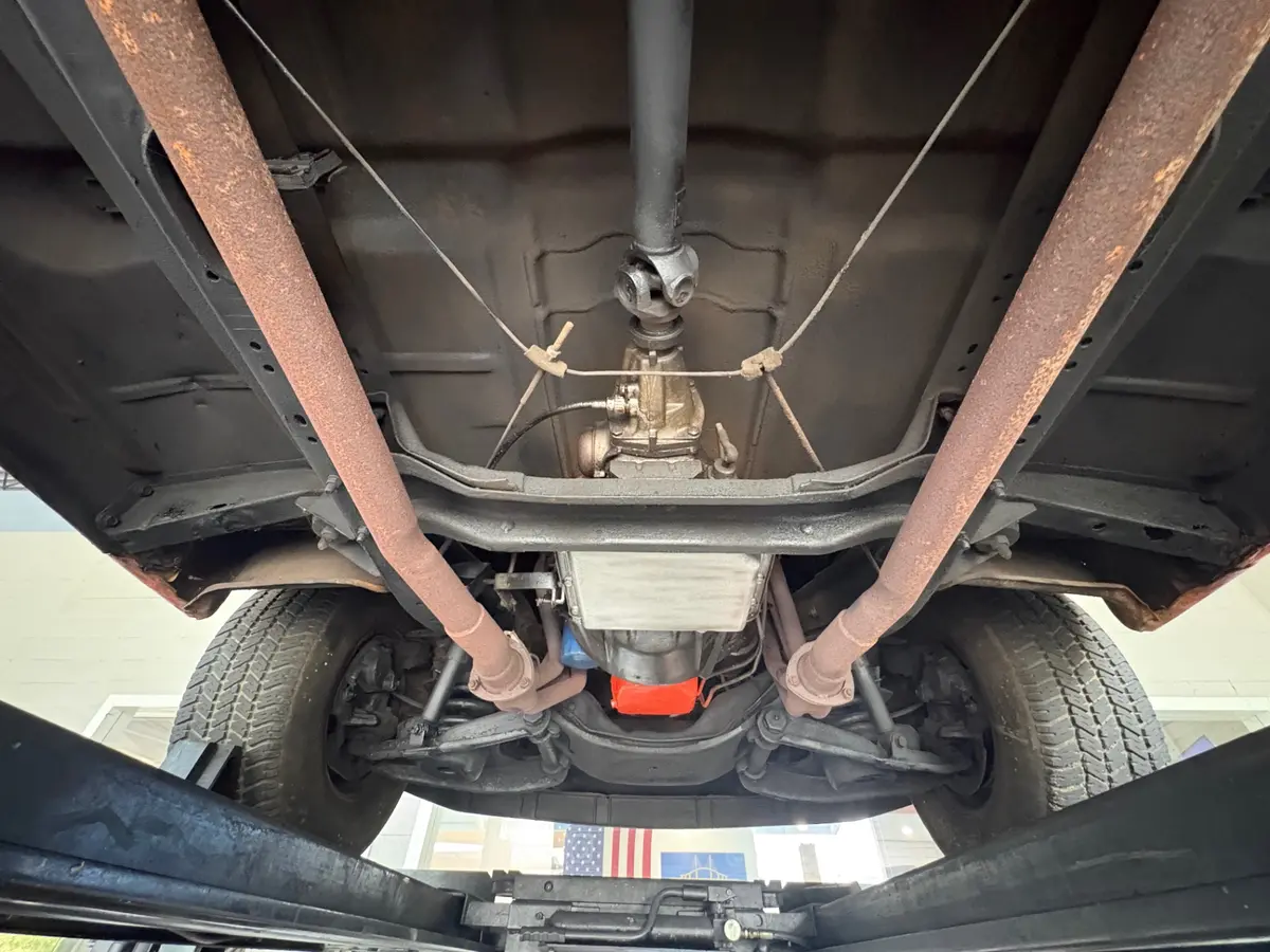 Vehicle photo 49