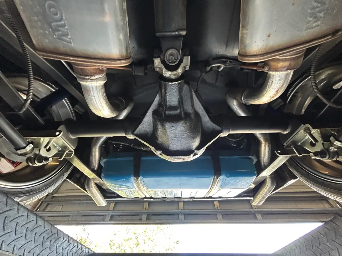 Vehicle photo 41