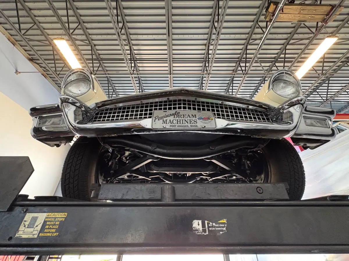 Vehicle photo 58
