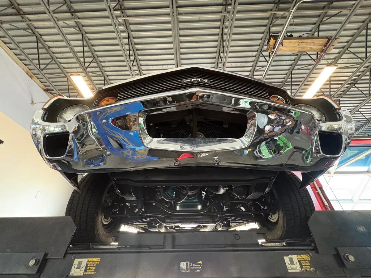 Vehicle photo 53