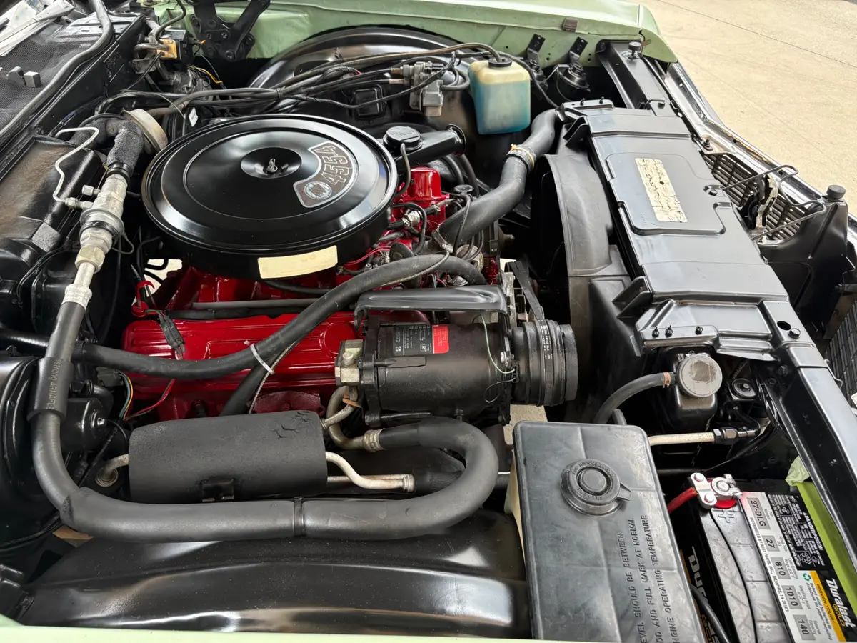Vehicle photo 30