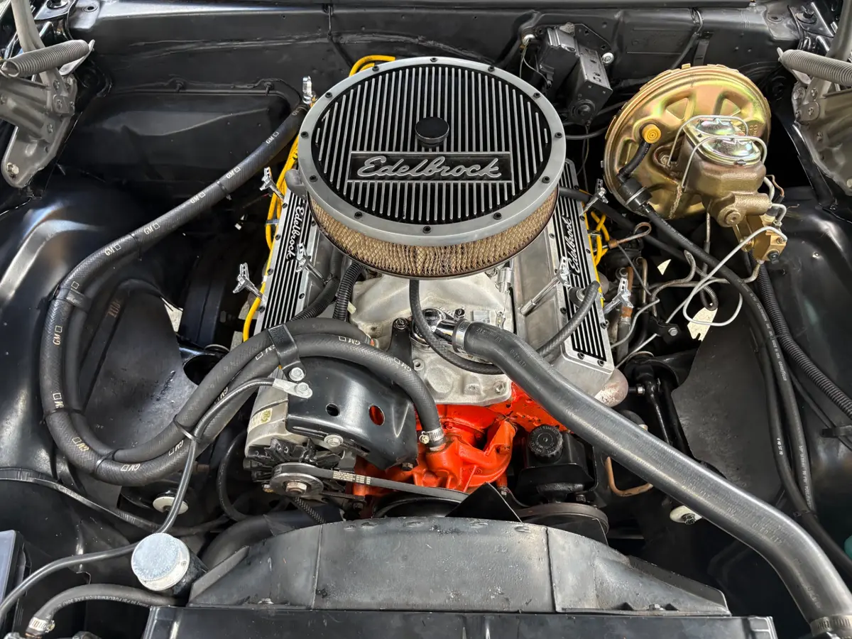 Vehicle photo 31