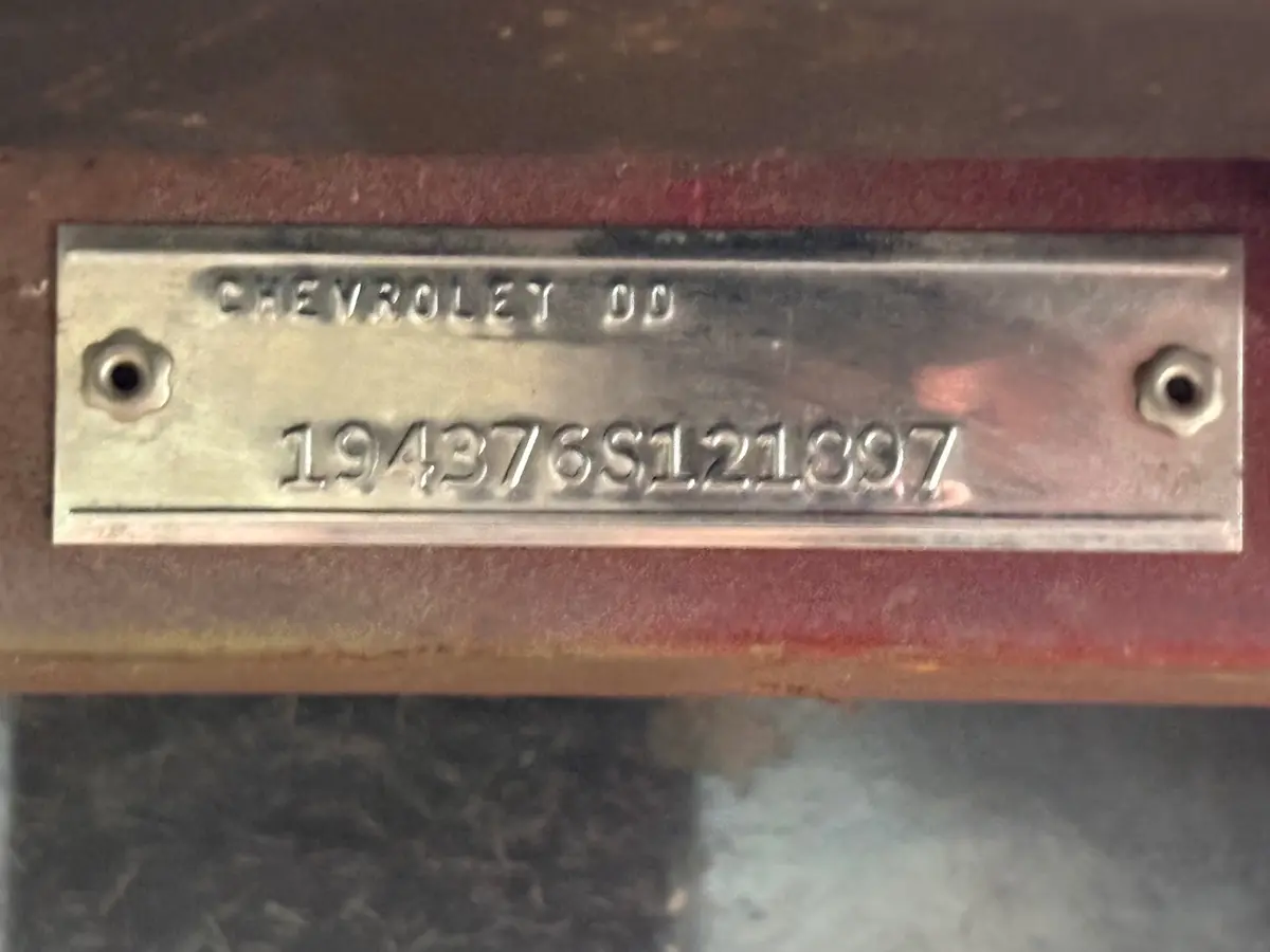 Vehicle photo 24
