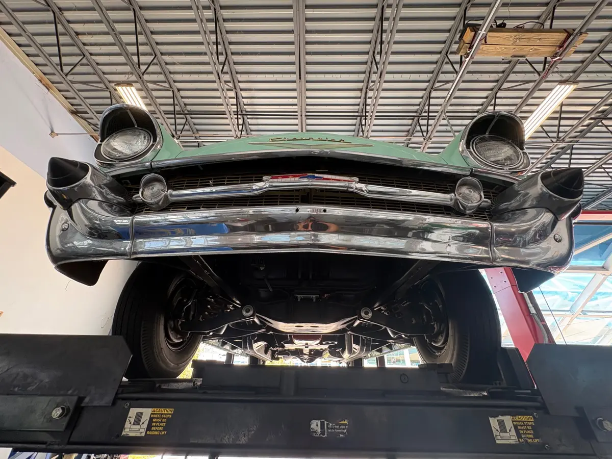 Vehicle photo 59