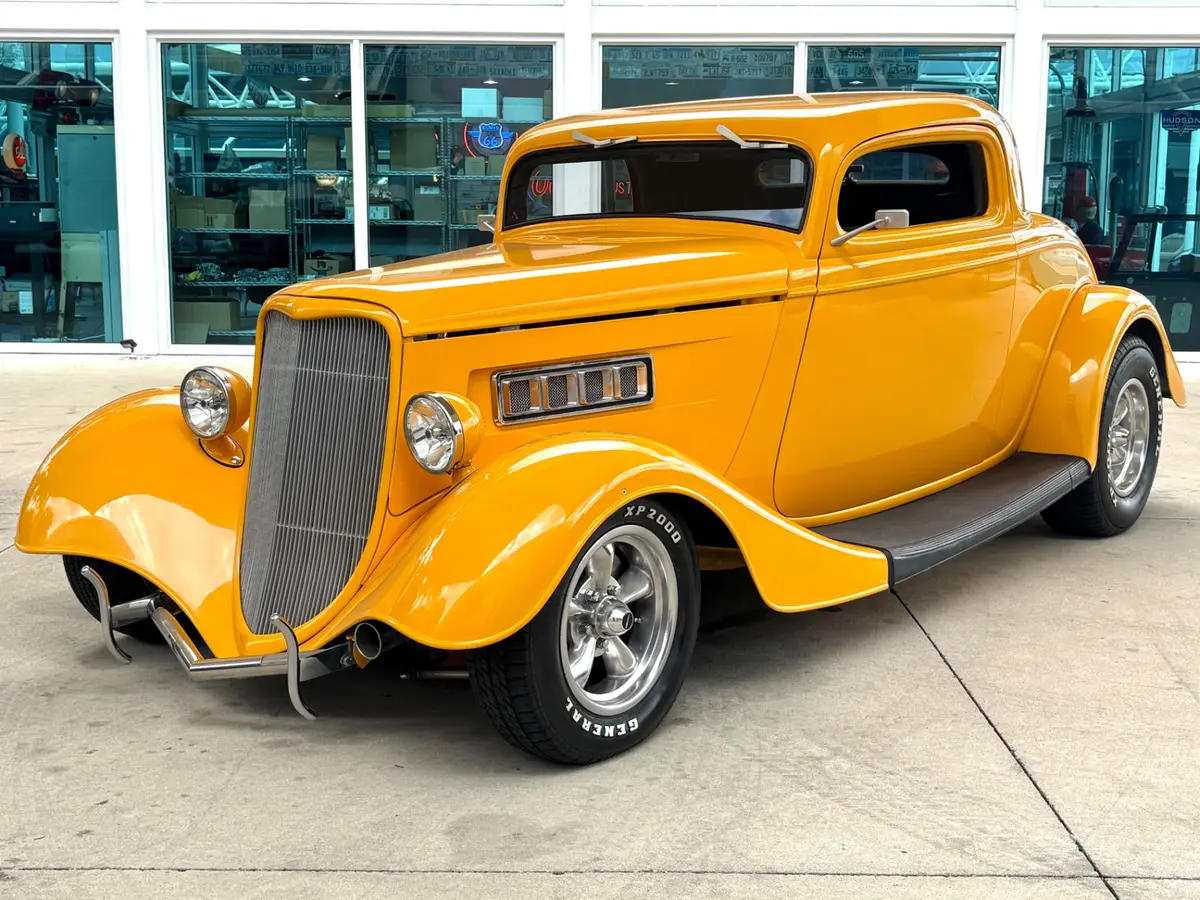 Vehicle photo 1