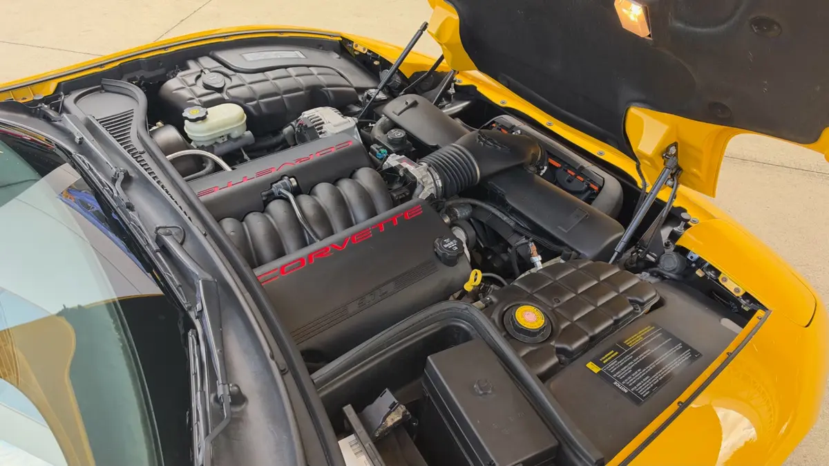 Vehicle photo 31
