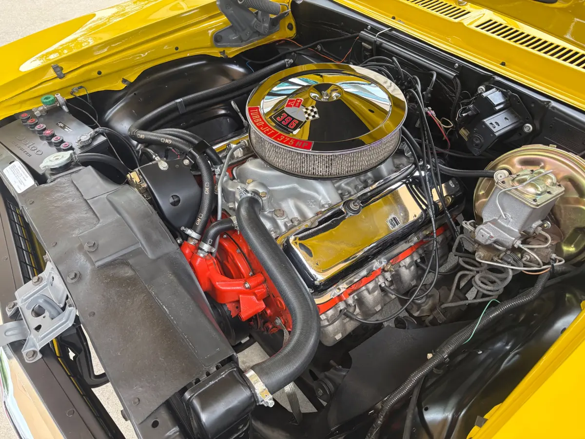 Vehicle photo 35