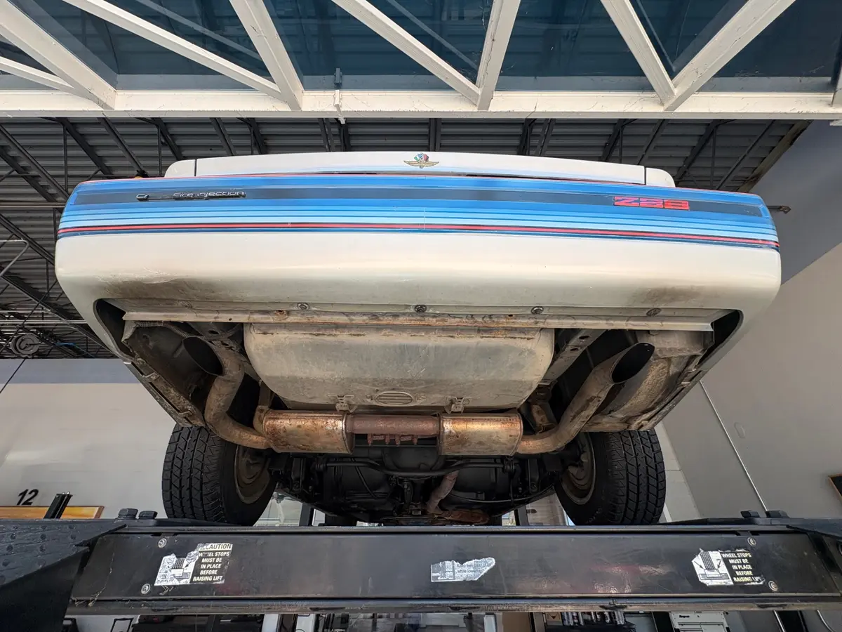Vehicle photo 49