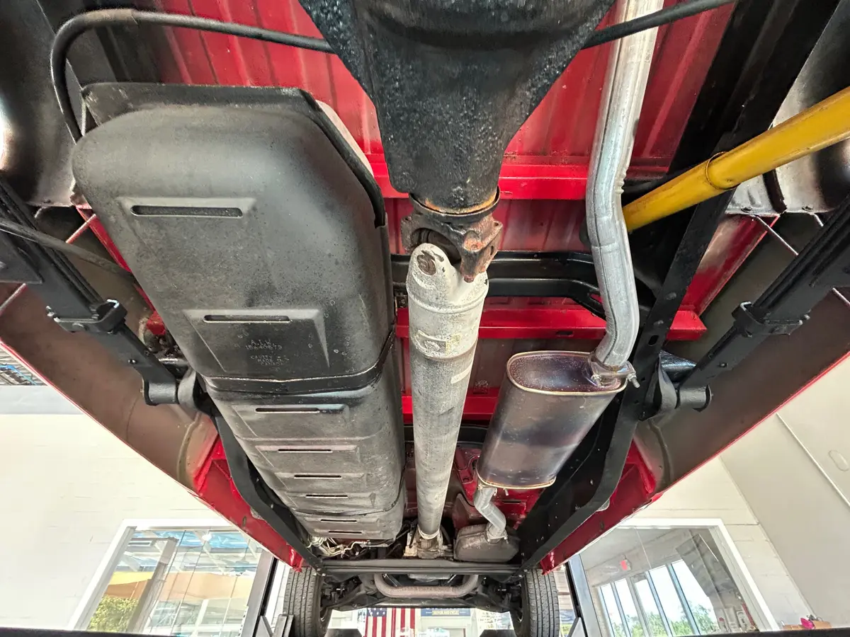 Vehicle photo 42