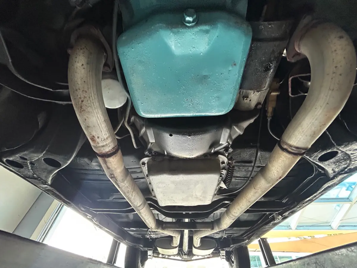 Vehicle photo 47