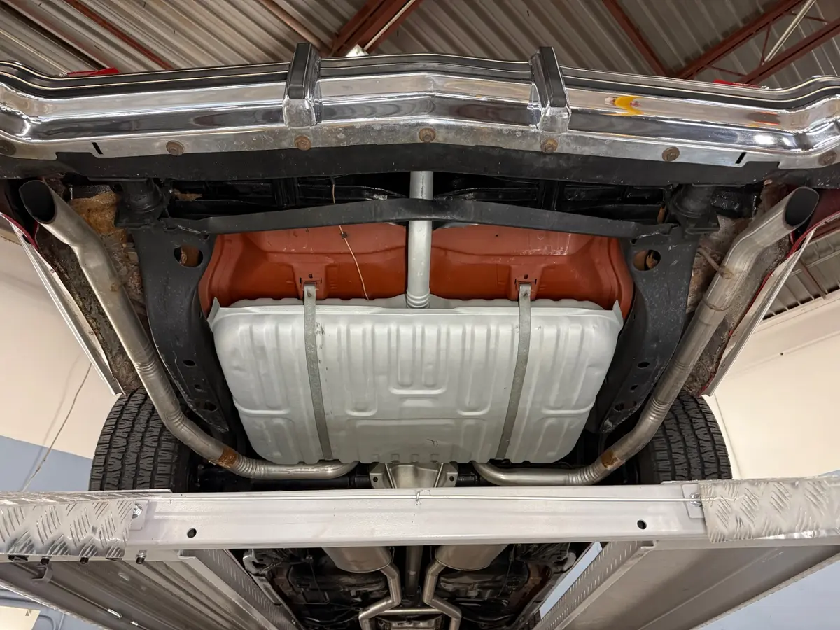 Vehicle photo 51