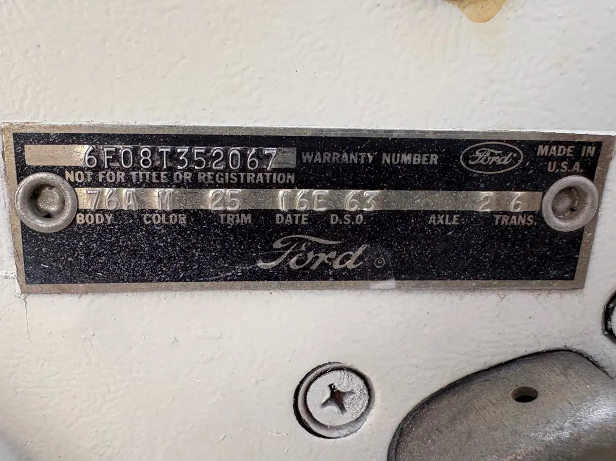 Vehicle photo 31