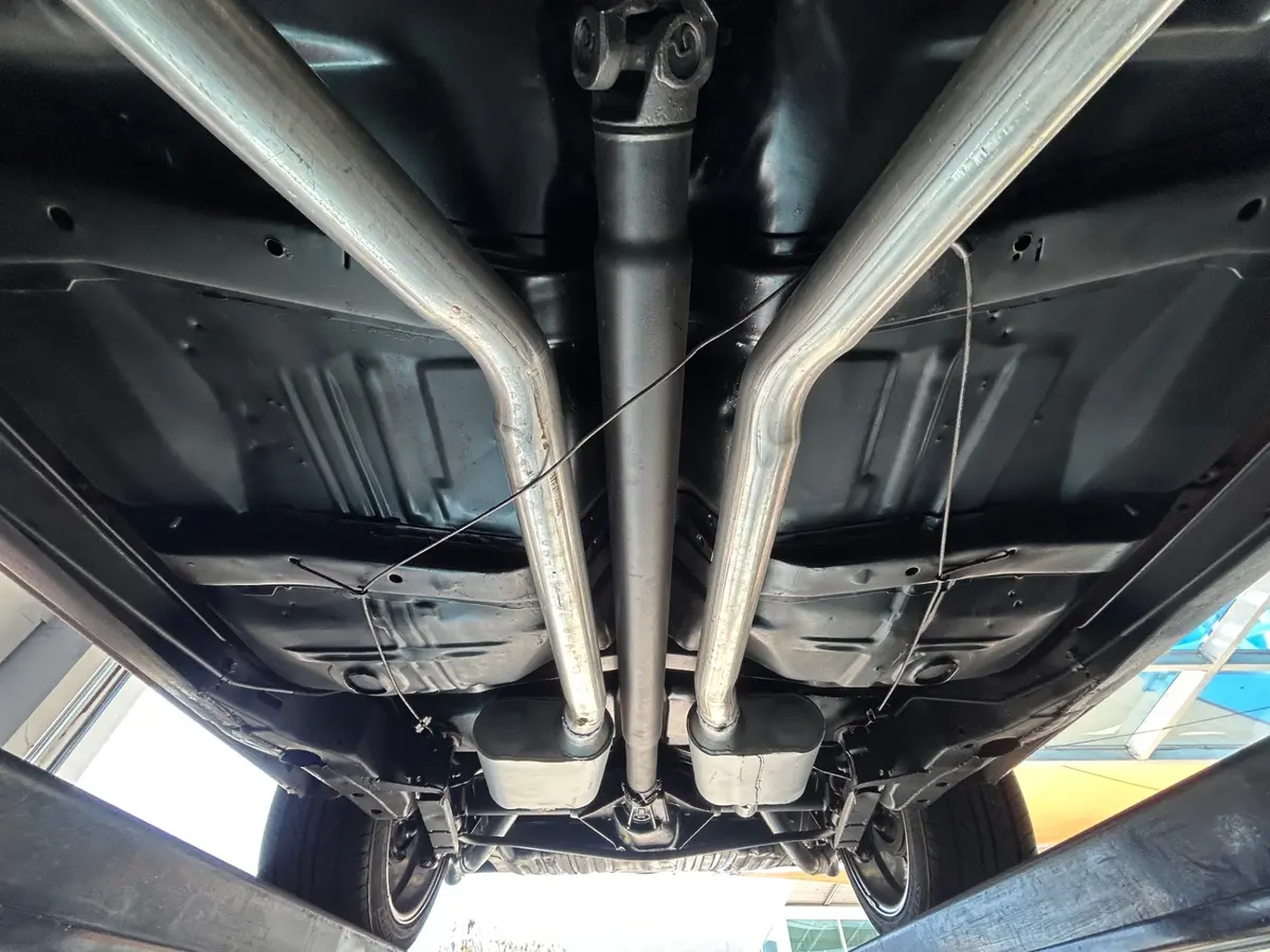 Vehicle photo 51