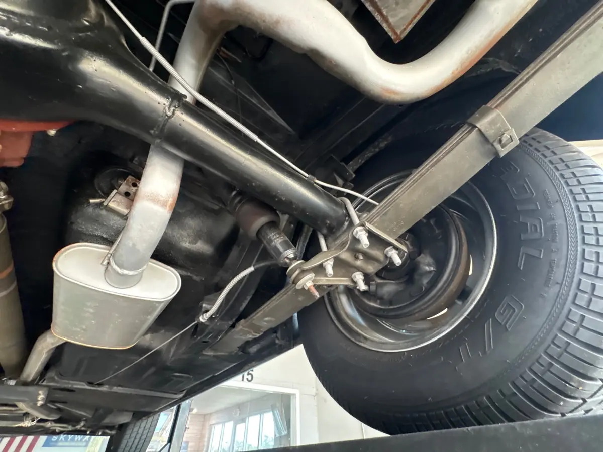 Vehicle photo 51
