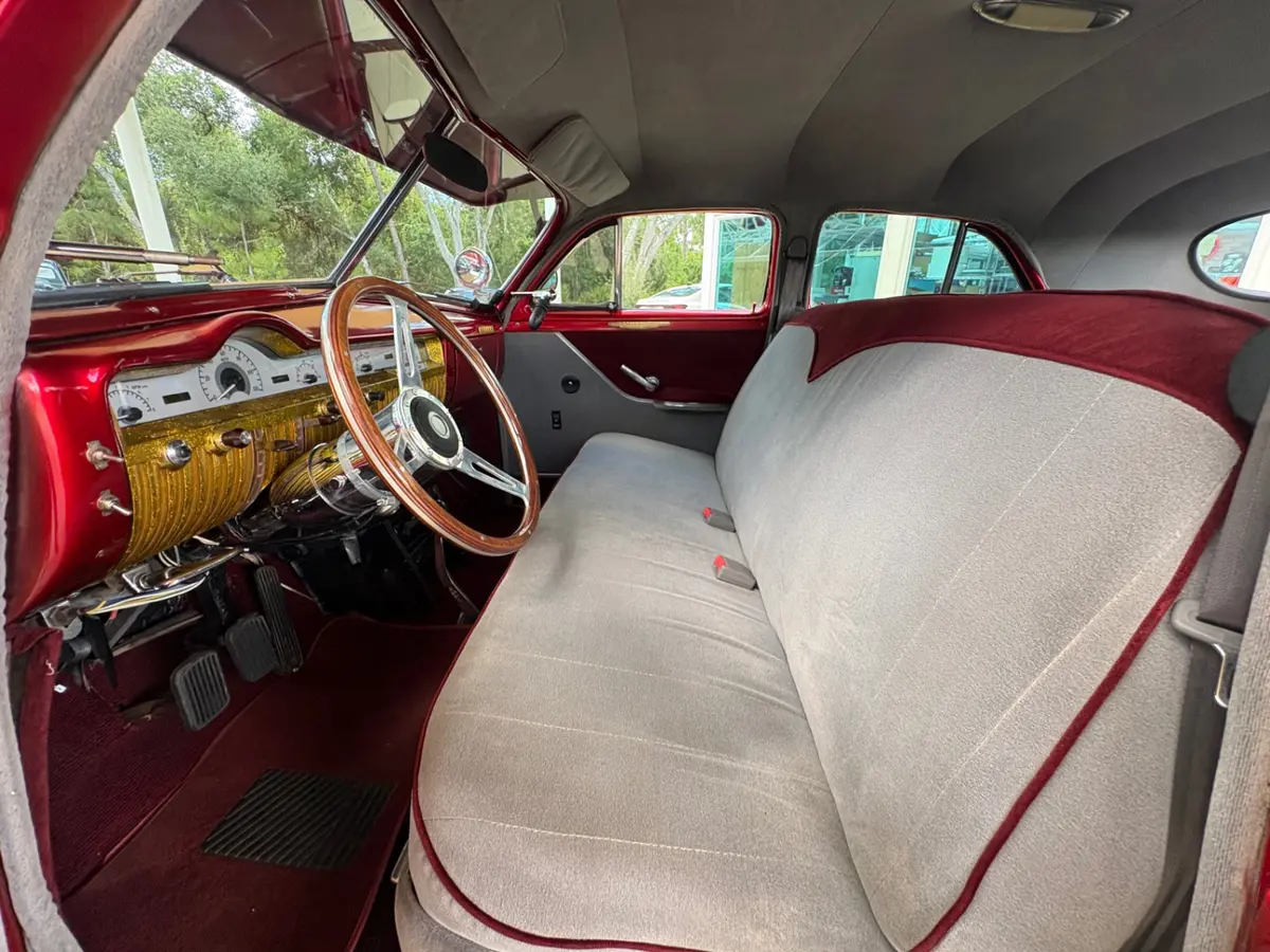 Vehicle photo 32