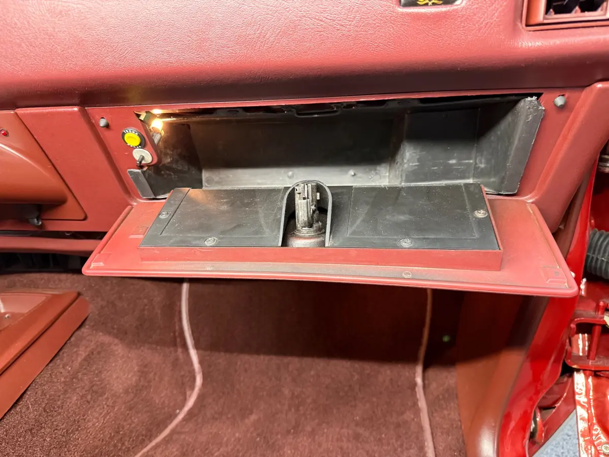 Vehicle photo 42