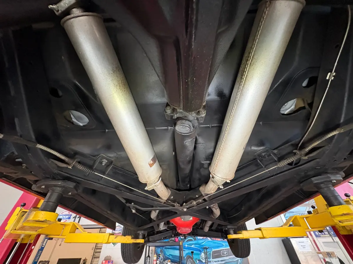 Vehicle photo 51