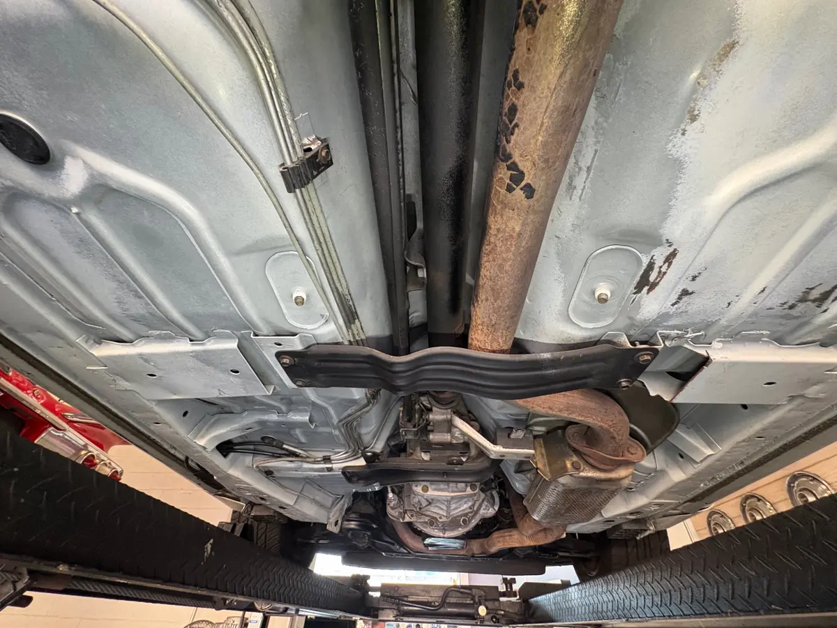 Vehicle photo 36
