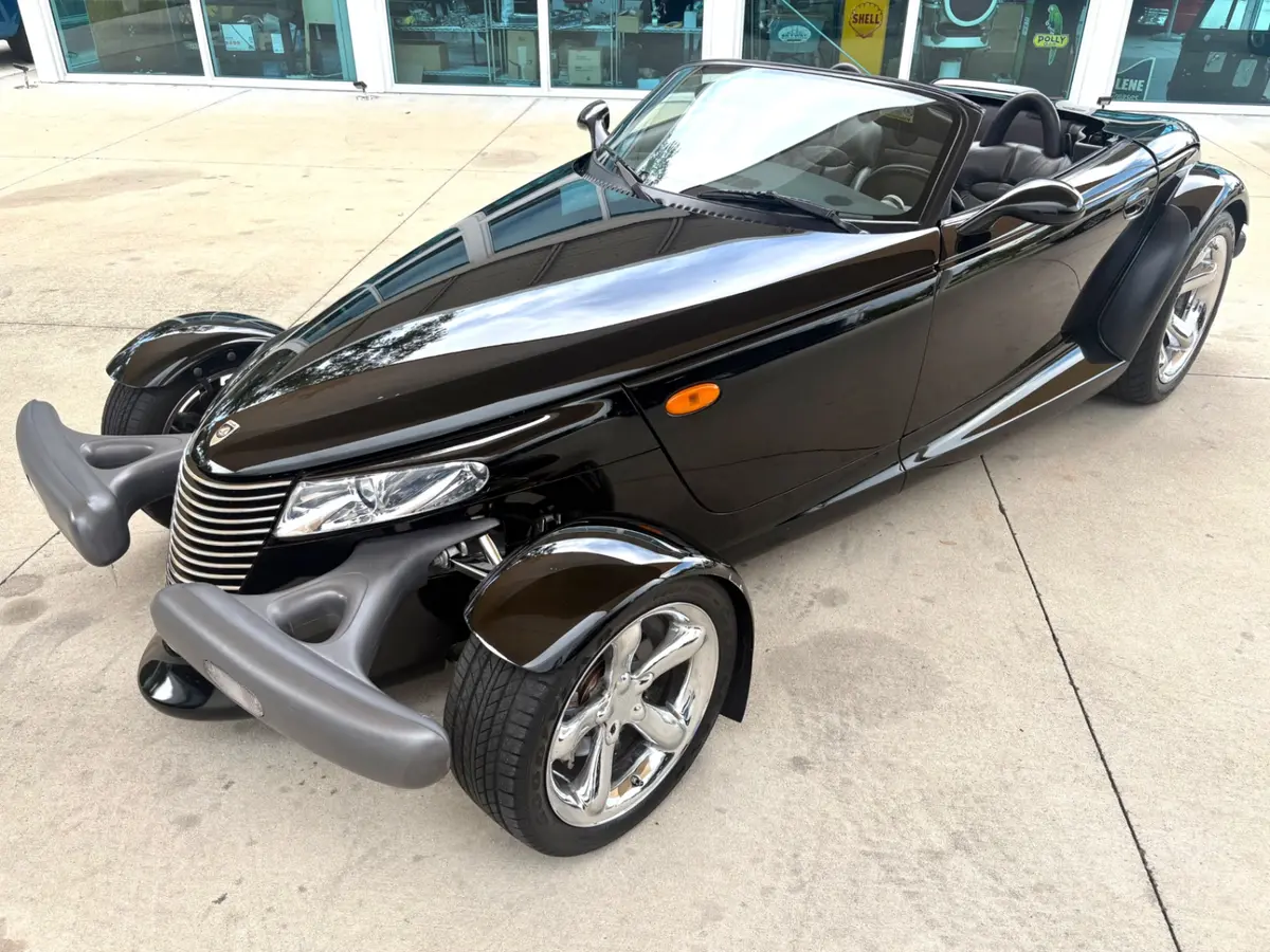 Vehicle photo 20