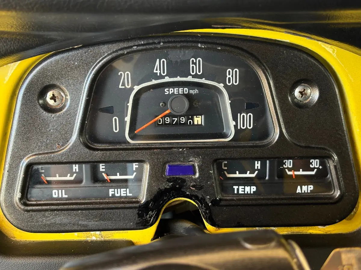 Vehicle photo 36